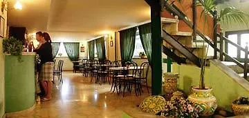 Hotel Astro